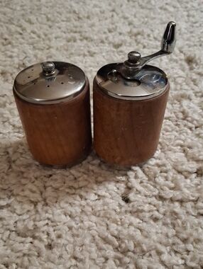 Wood and Stainless Tabletop Salt & Pepper Grinder Set - Brown